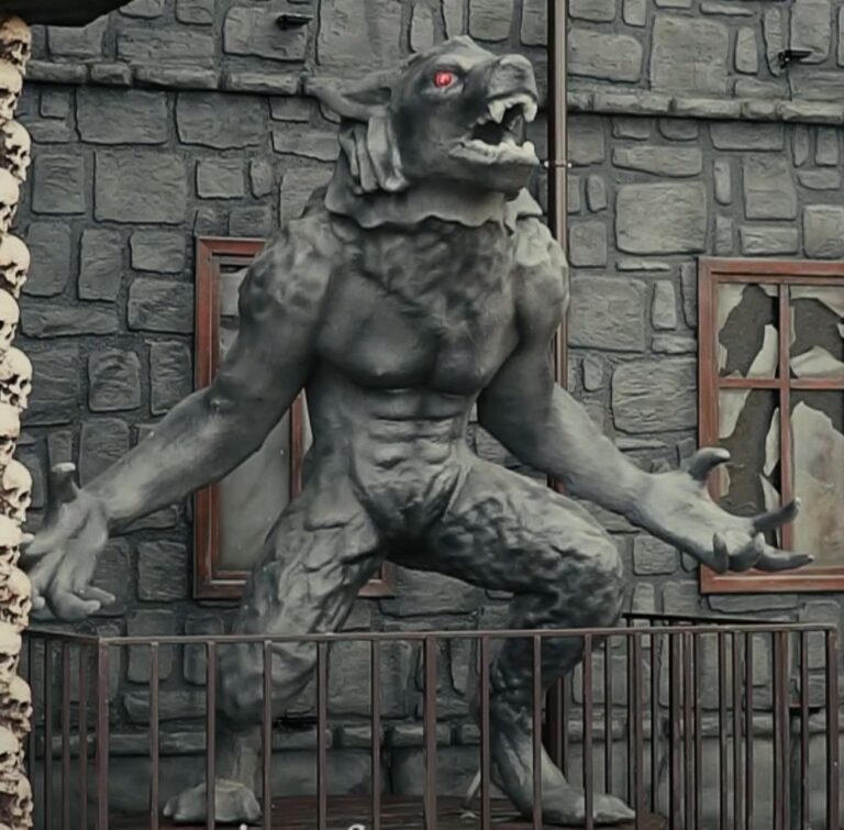 Stone werewolf
